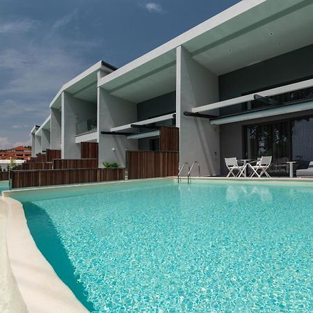 Lagomandra Luxury Suites With Private Pools Nikiti  Buitenkant foto