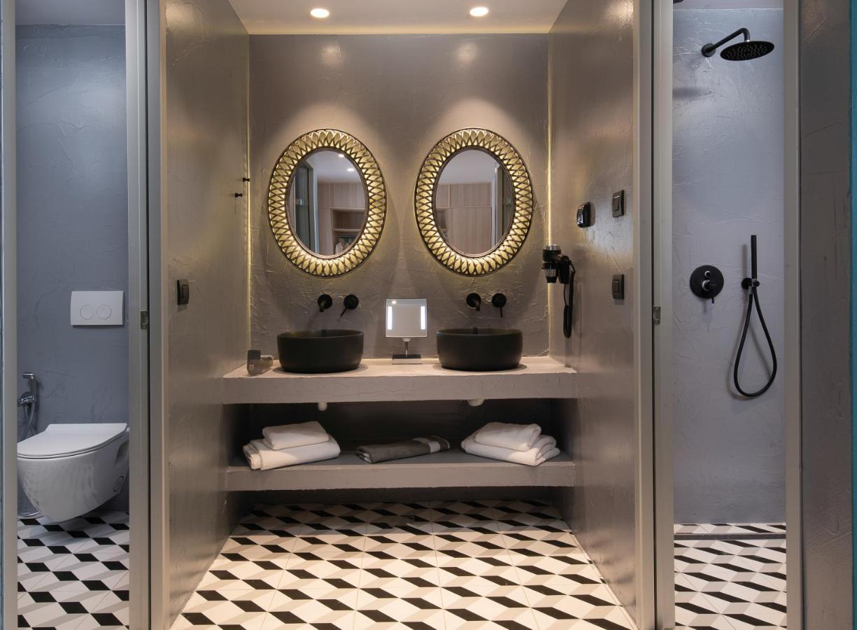 Lagomandra Luxury Suites With Private Pools Nikiti  Buitenkant foto