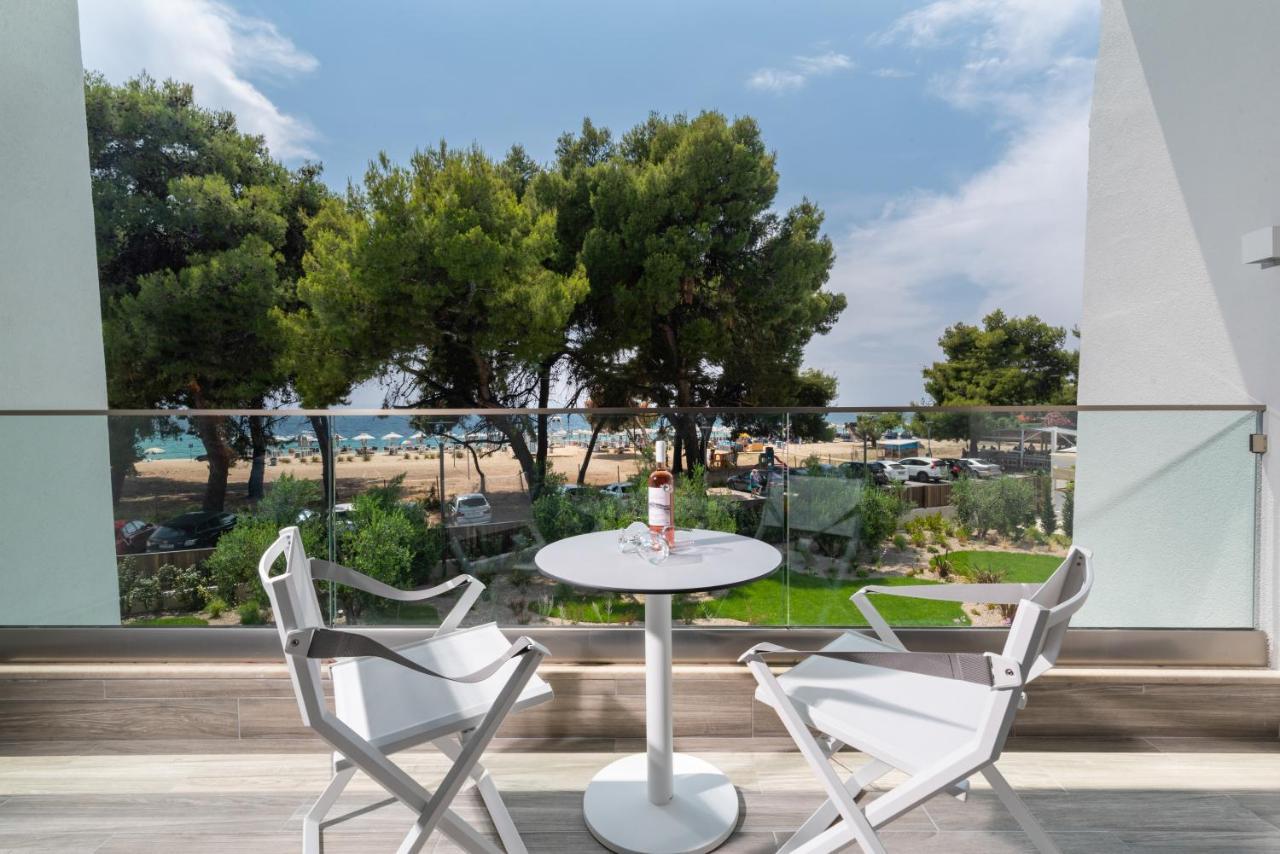 Lagomandra Luxury Suites With Private Pools Nikiti  Buitenkant foto