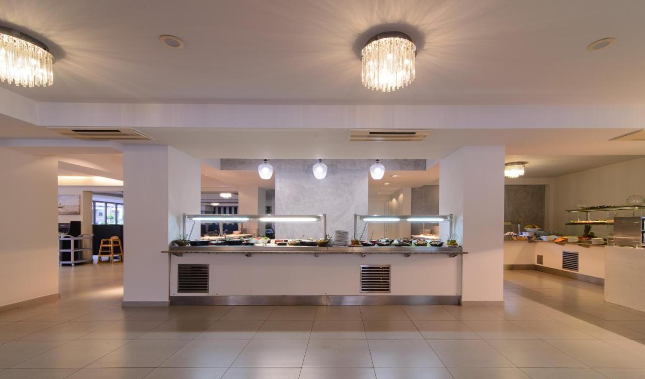 Lagomandra Luxury Suites With Private Pools Nikiti  Buitenkant foto