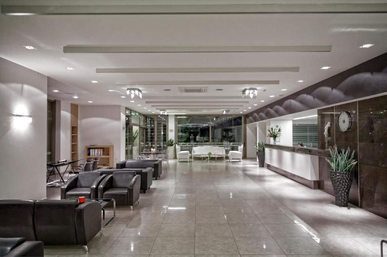 Lagomandra Luxury Suites With Private Pools Nikiti  Buitenkant foto