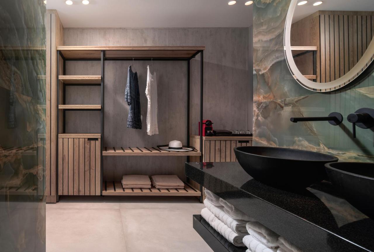 Lagomandra Luxury Suites With Private Pools Nikiti  Buitenkant foto