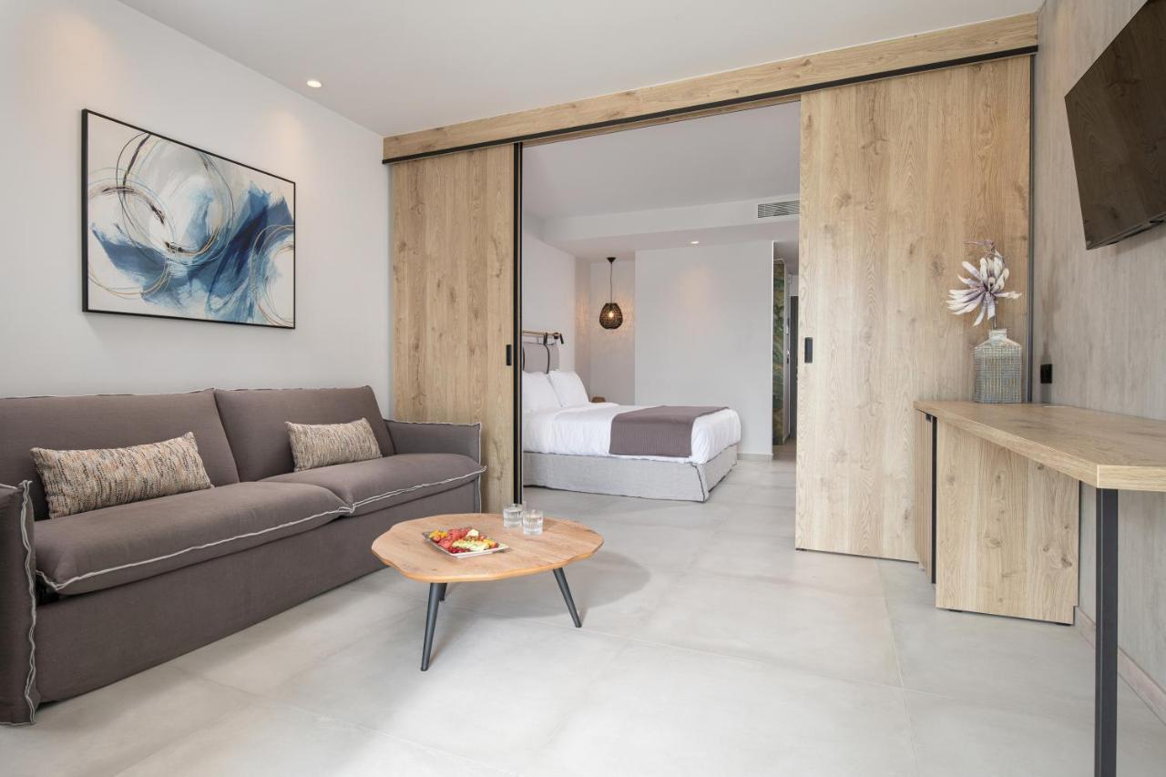 Lagomandra Luxury Suites With Private Pools Nikiti  Buitenkant foto
